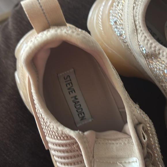 New, no box, worn for half a day only. - Picture 2 of 10